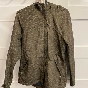 Women’s Paradox Raincoat size small.
